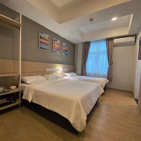 Walk In Hotel Кота-Кинабалу Экстерьер фото